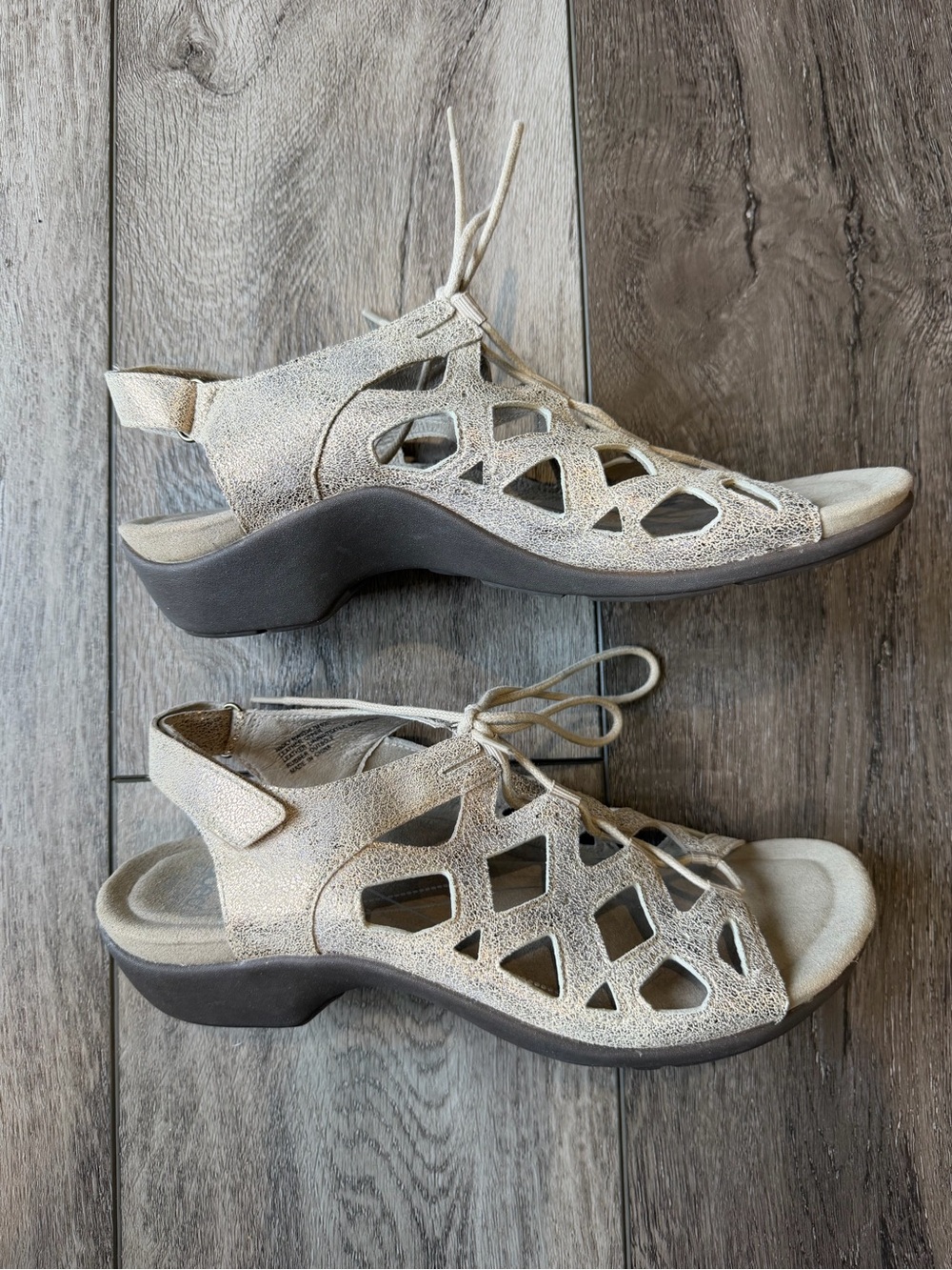 Abeo Biosystem Nicky Gold Metallic Lace-Up Cutout Slingback Sandals Beige - Picture 3 of 10
